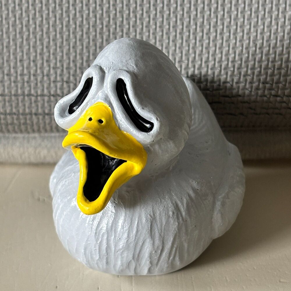 Evil Duck Desktop Resin Ornament Creative Horror Movie SCREAM Character Series